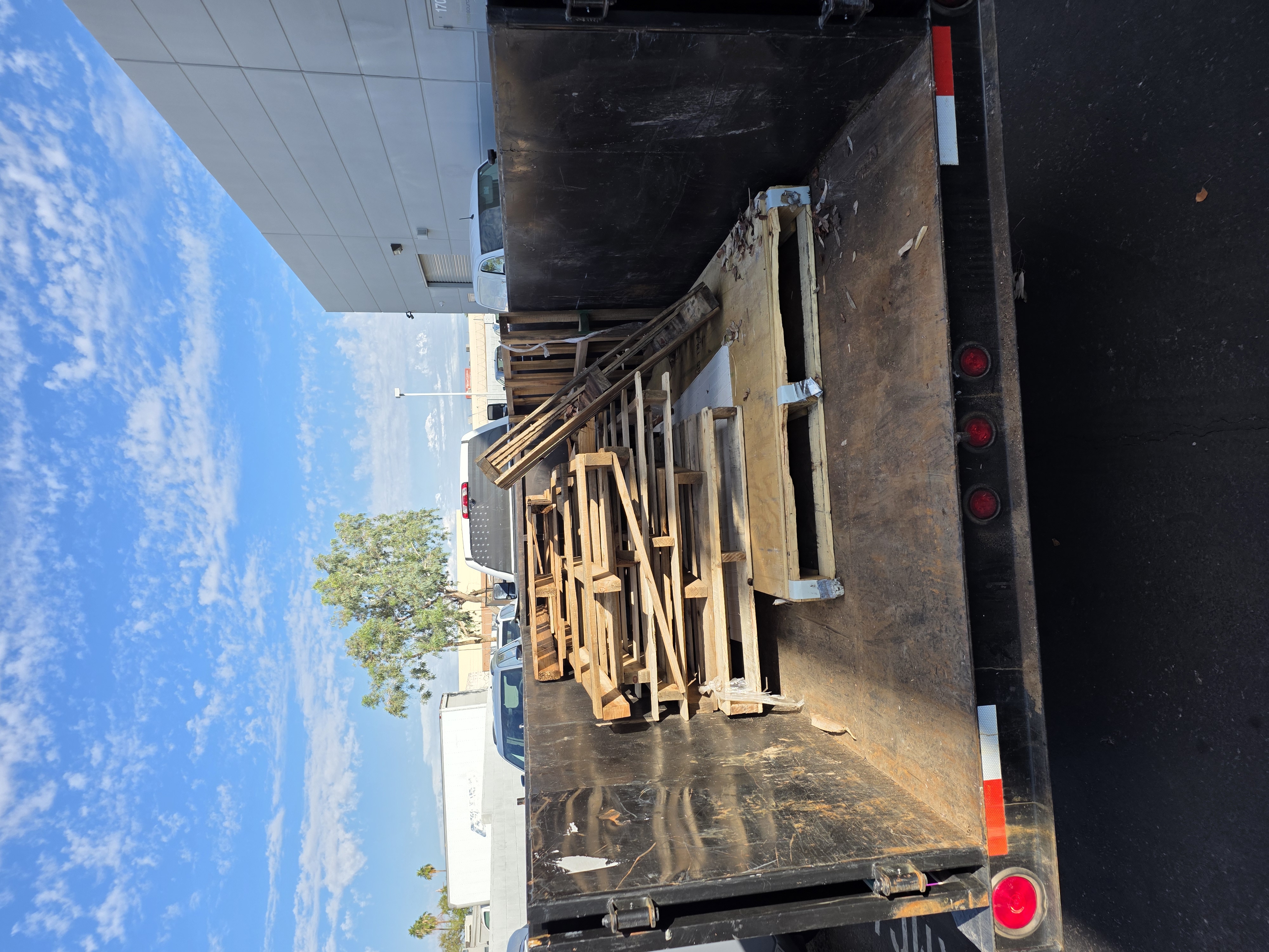 Completed junk removal job